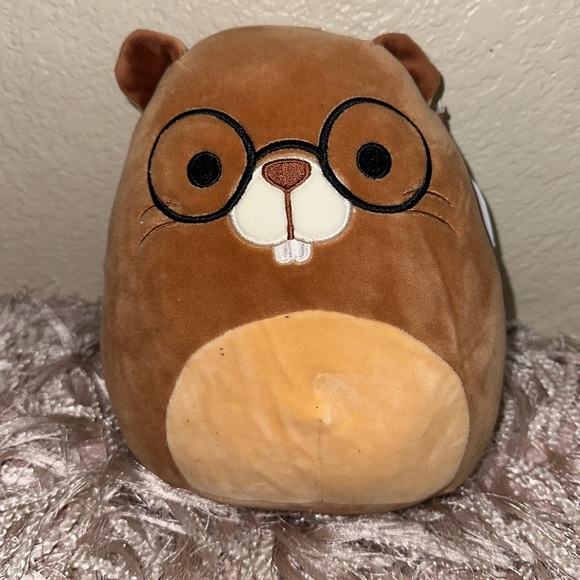 Squishmallows Toys Nwt Chip Squishmallow 8 Poshmark